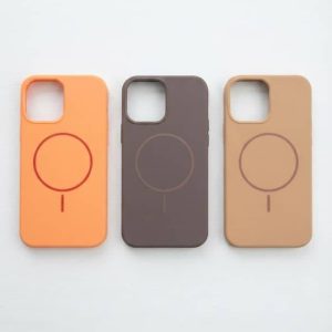 کاور سیلیکونی پاک کنی مگسیف دار مناسب برای گوشی آیفون 13پرومکس IPHONE